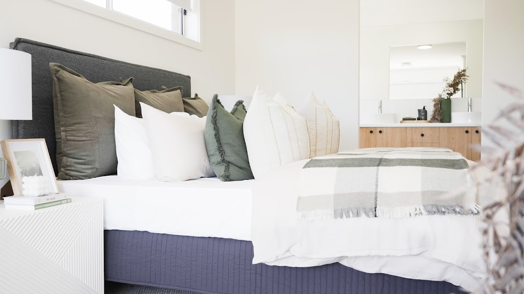 Langdon Building - Winter Valley Display | 115 Ballarat-Carngham Rd, Winter Valley VIC 3358, Australia | Phone: 1300 660 764