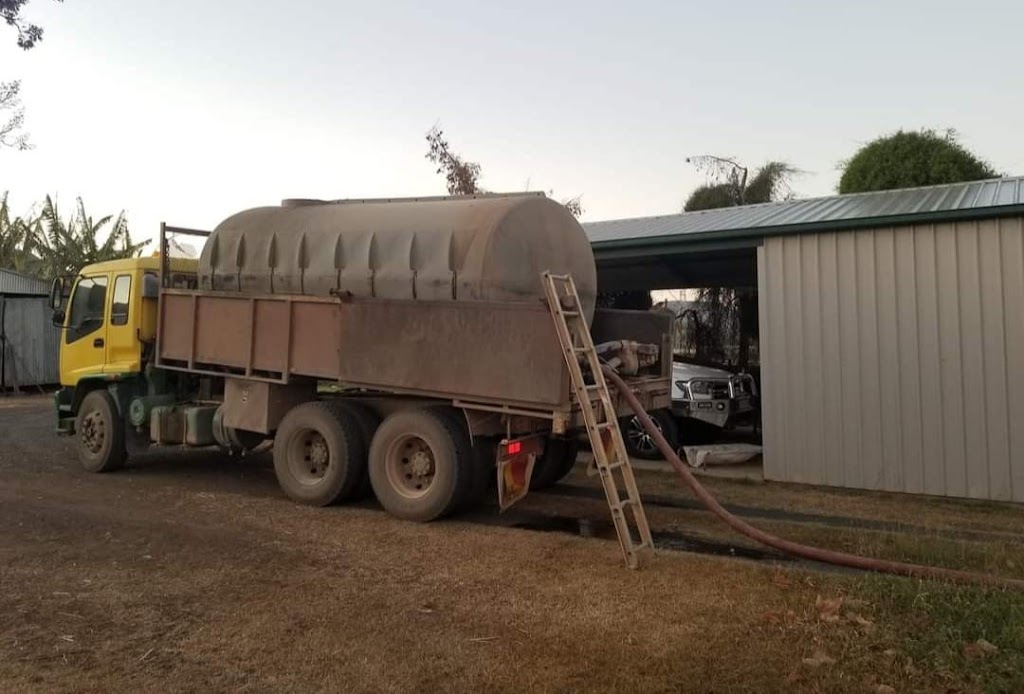 Carpenter Earthmoving & Water Delivery Truck | Lockyer Valley | general contractor | Topps Rd, Flagstone Creek QLD 4344, Australia | 0746975212 OR +61 7 4697 5212