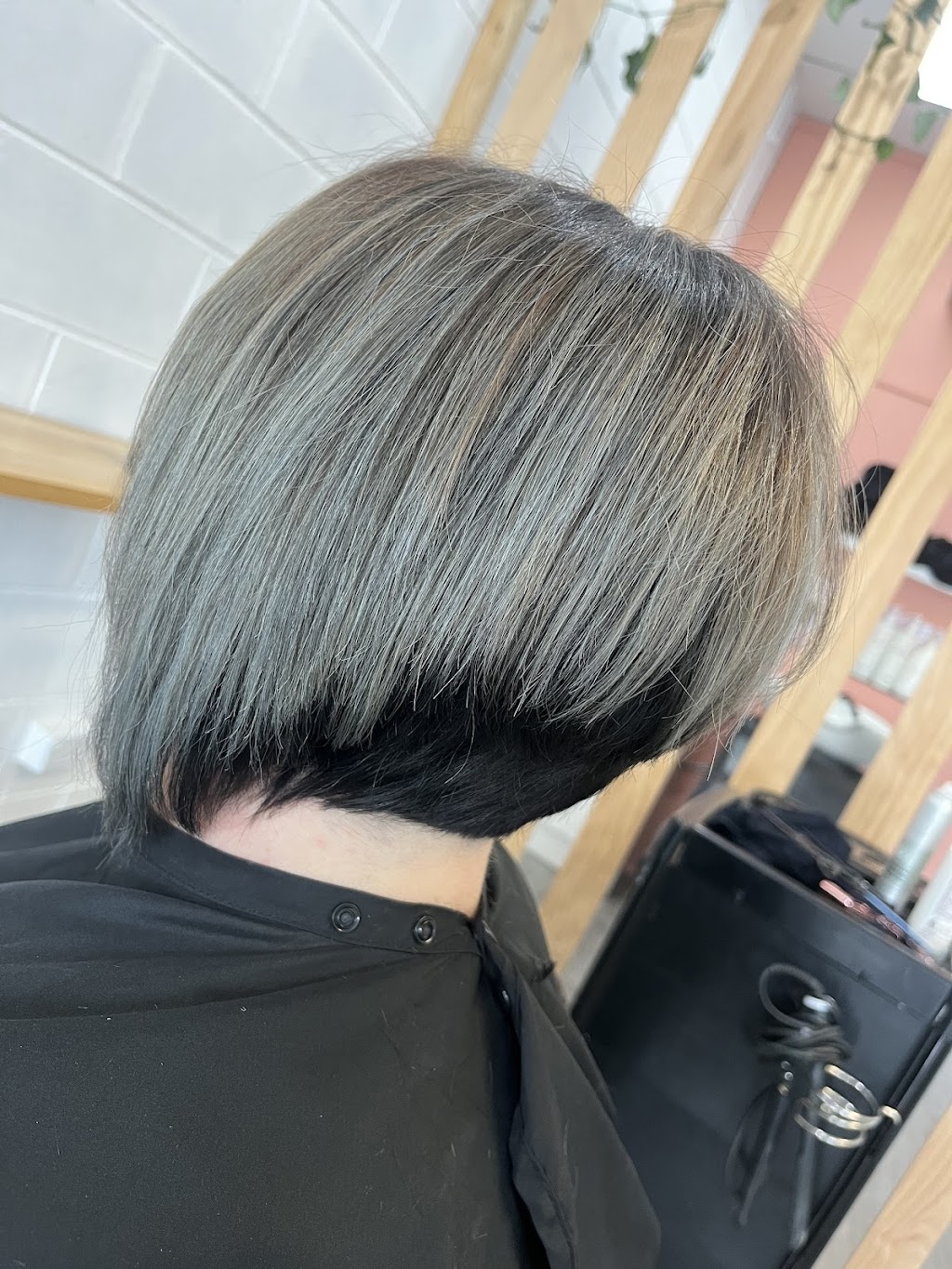 One8 Hair Haven | Unit 7/43 Edgar St, Heywood VIC 3304, Australia | Phone: 0400 524 922