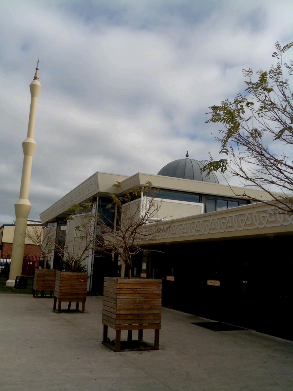 Fawkner Masjid Main Entrance | mosque | 17 Baird St, Fawkner VIC 3060, Australia | 0397933212 OR +61 3 9793 3212