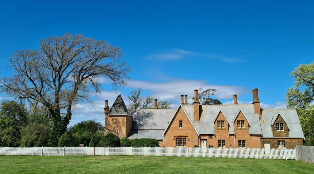 Abode Restoration - Tasmania | 26 The Avenue, New Norfolk TAS 7140, Australia | Phone: 0405 847 147