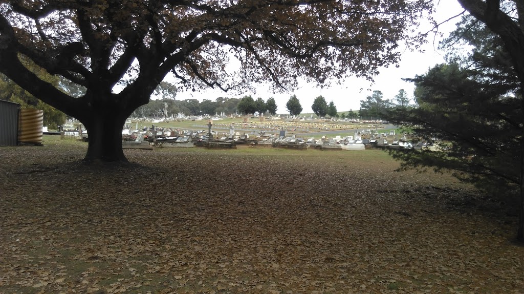 Blayney Cemetery | cemetery | Datone Park, 1 Memorial Dr, Blayney NSW 2799, Australia | 0263682104 OR +61 2 6368 2104