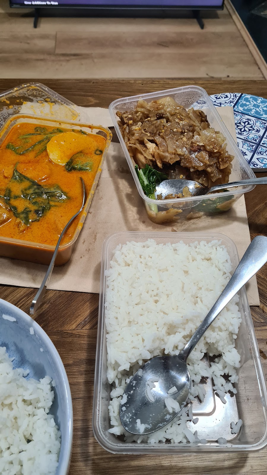 Pinto Thai Station | 499/505 Main Western Rd, Tamborine Mountain QLD 4272, Australia | Phone: 0428 314 288