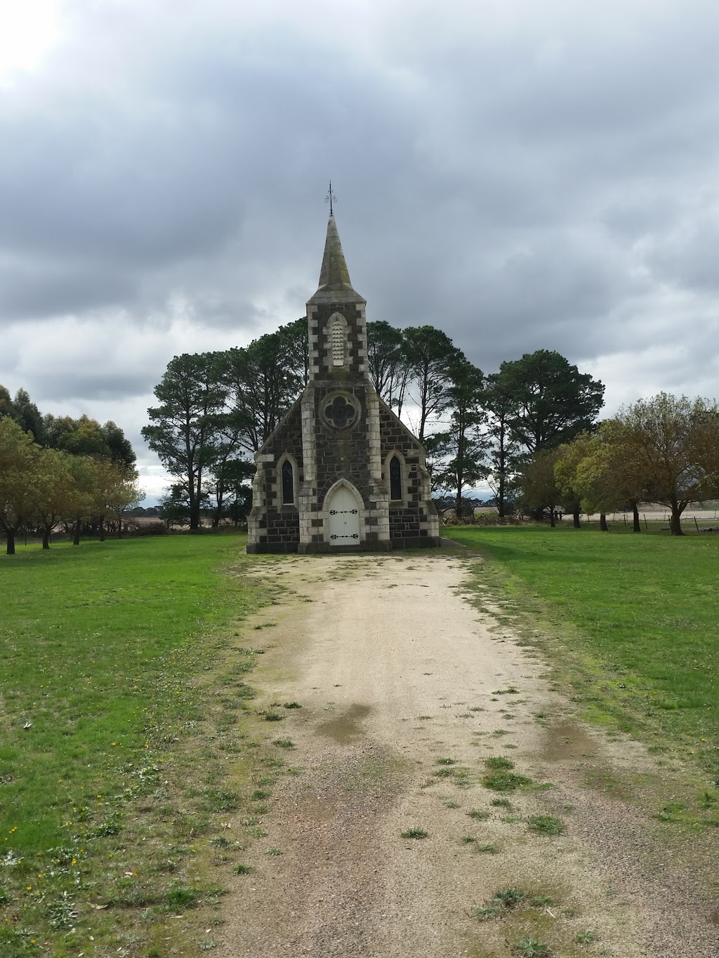 St. Johns Uniting Church | church | Campbell St, Streatham VIC 3351, Australia