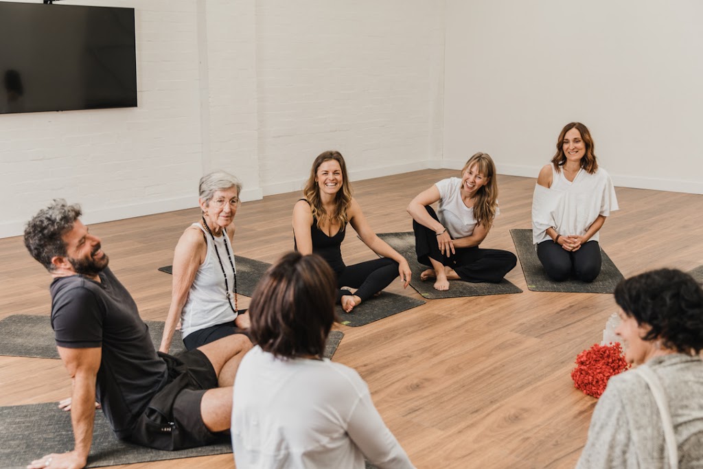 Katie Stoliker, Breathwork Facilitator & Yin Yoga Teacher | Unit 2/6 Garden Ct, Elwood VIC 3184, Australia | Phone: 0448 957 359