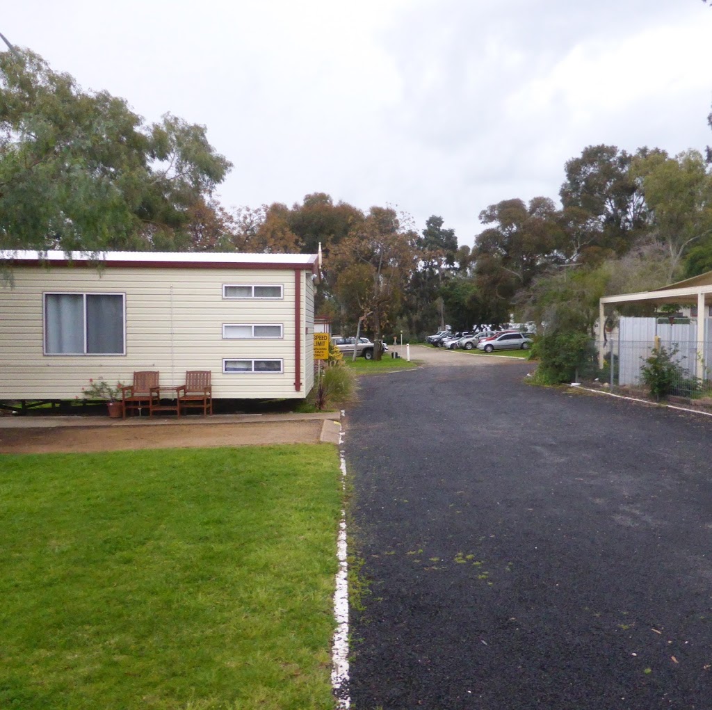 Peak Hill Caravan Park | 2 Ween St, Peak Hill NSW 2869, Australia | Phone: (02) 6869 1422