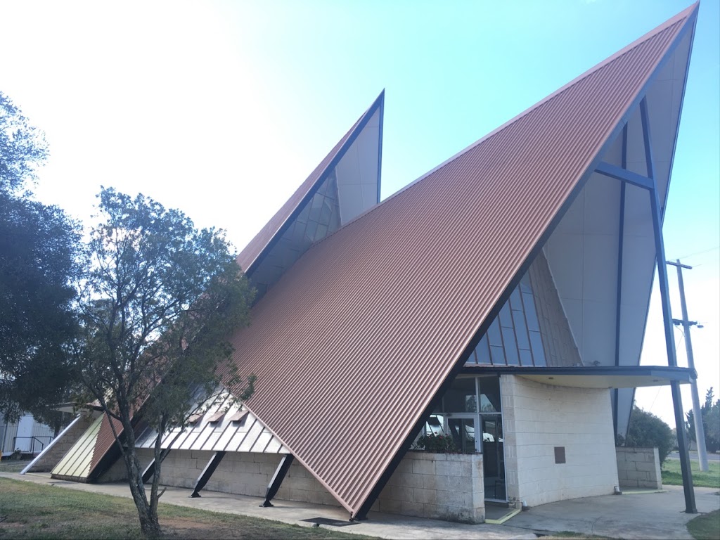 Katamatite Uniting Church | Moore St, Katamatite VIC 3649, Australia