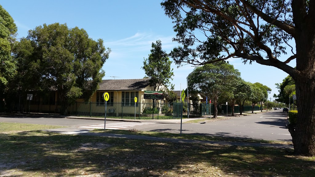 Ramsgate Public School | school | Chuter Ave, Ramsgate Beach NSW 2217, Australia | 0295297267 OR +61 2 9529 7267