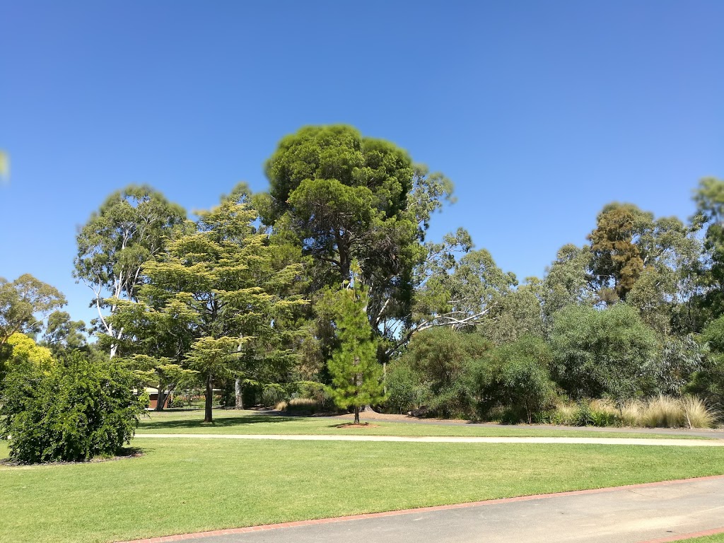 Bendigo Botanic Gardens | park | 557-559 Napier St, White Hills VIC 3550, Australia | 0354346000 OR +61 3 5434 6000