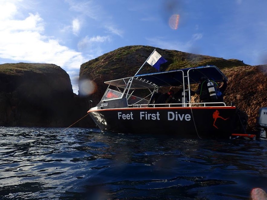 Feet First Dive | travel agency | 97 Stockton St, Nelson Bay NSW 2315, Australia | 0249842092 OR +61 2 4984 2092