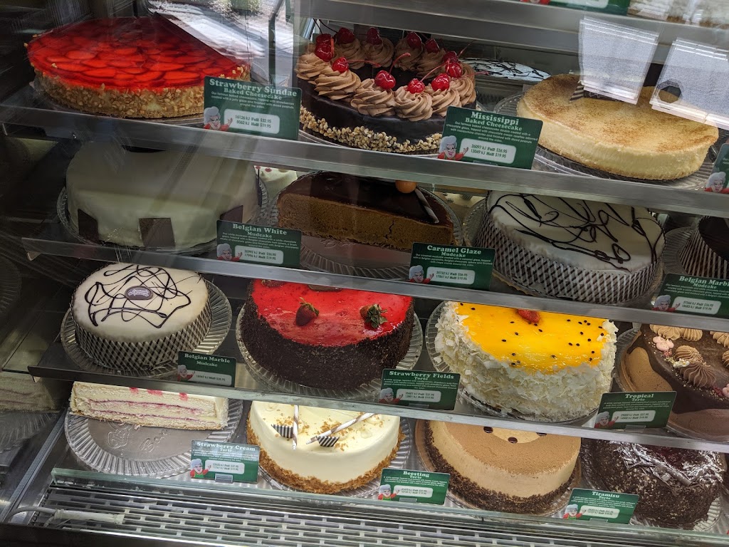 The Cheesecake Shop Ashgrove | bakery | 141 Waterworks Rd, Ashgrove QLD 4060, Australia | 0733667944 OR +61 7 3366 7944