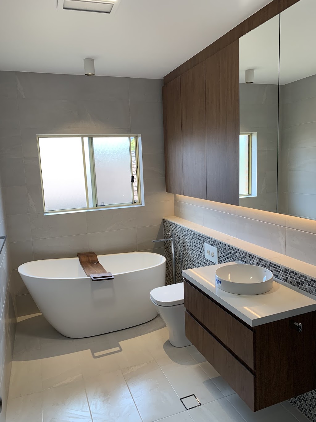 Quality bathrooms and Plumbing | plumber | 182 Jacaranda Ave, Figtree NSW 2525, Australia | 0425009626 OR +61 425 009 626