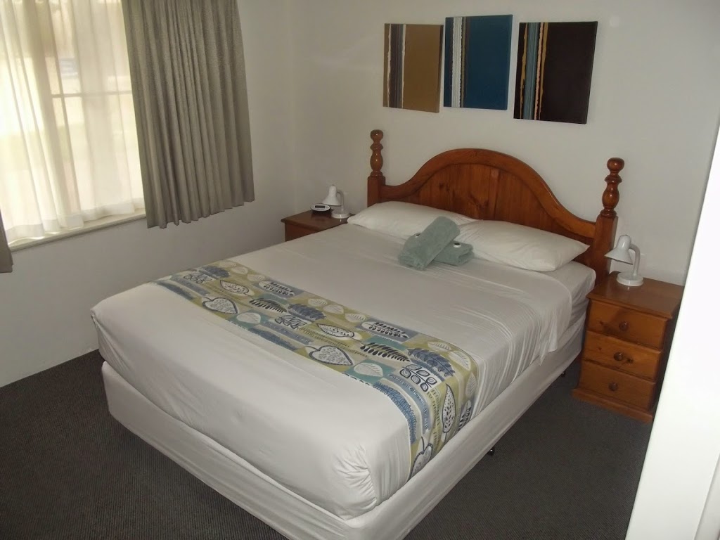 Pelican Shore Villas Kalbarri | Kaiber St, Kalbarri WA 6536, Australia | Phone: (08) 9937 1708