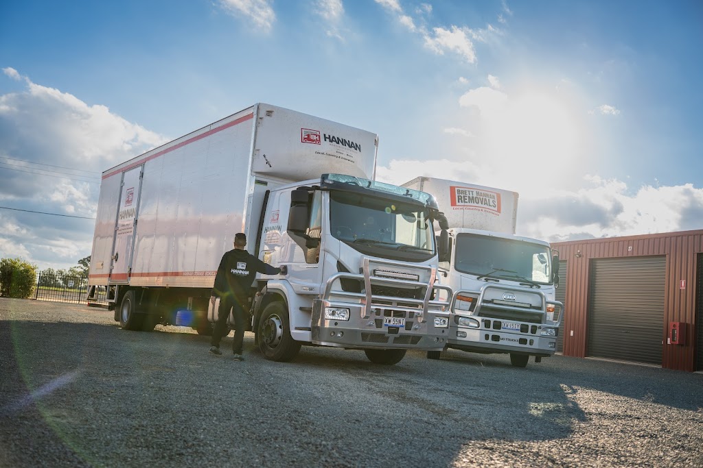 Hannan Removals | 20 Gove Dr, Moama NSW 2731, Australia | Phone: (03) 5482 3528