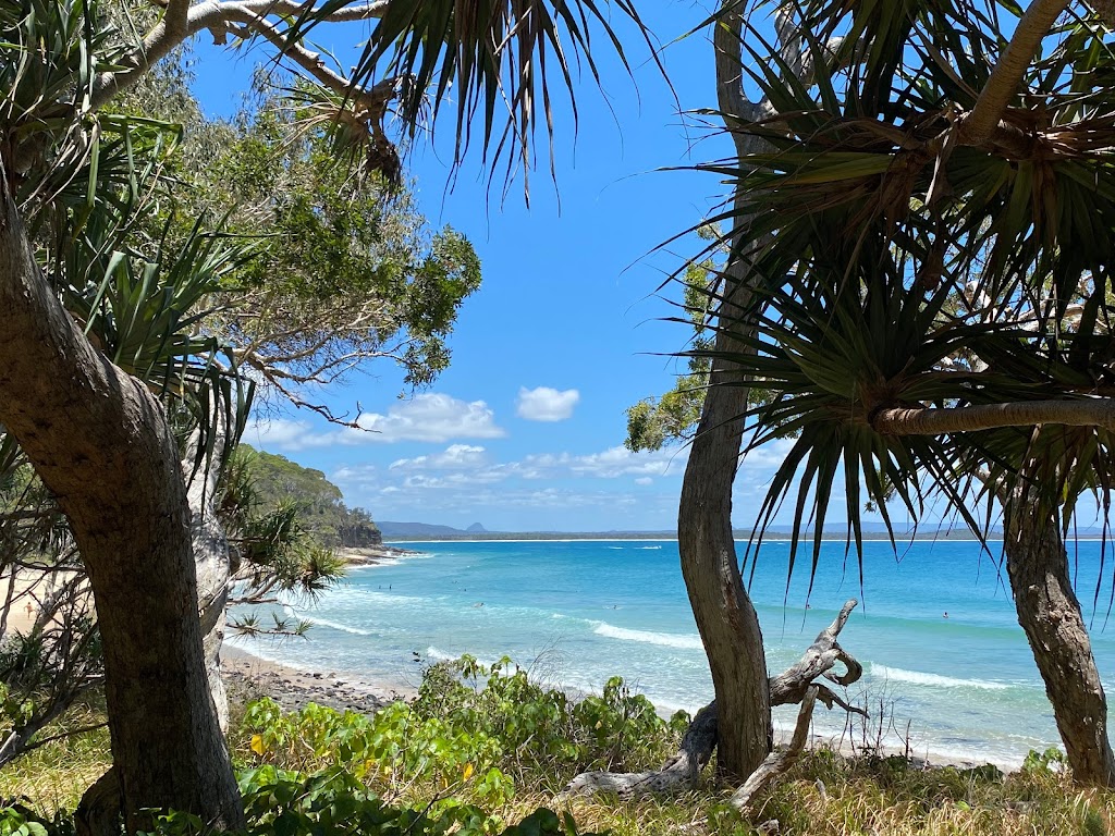 Nomads Noosa Youth Resort | lodging | 44 Noosa Dr, Noosa Heads QLD 4567, Australia | 0754473355 OR +61 7 5447 3355