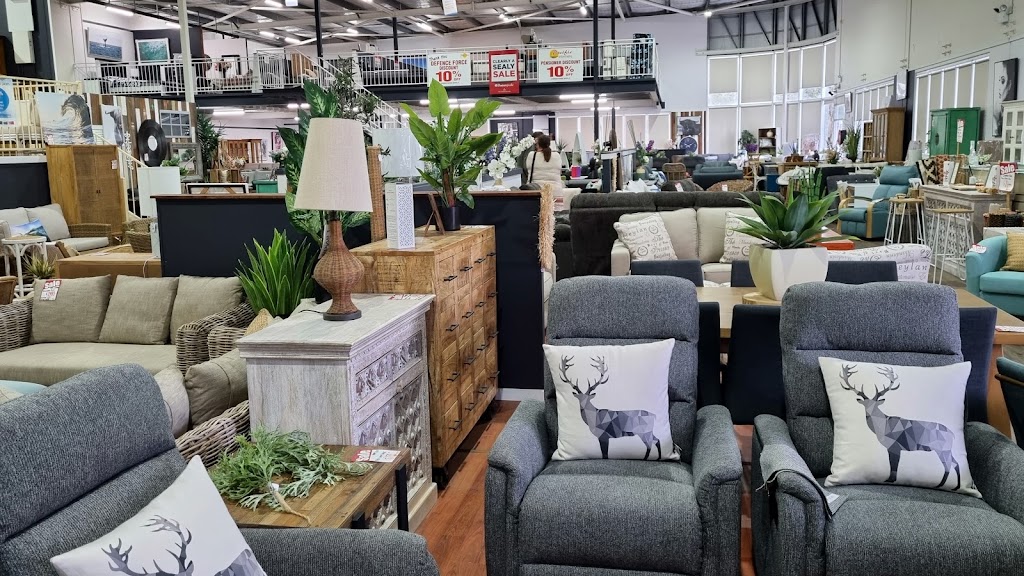 Pacific Furniture & Bedding | furniture store | Lot 404 Shellharbour Retail Park, New Lake Entrance Rd, Shellharbour NSW 2529, Australia | 0242955531 OR +61 2 4295 5531