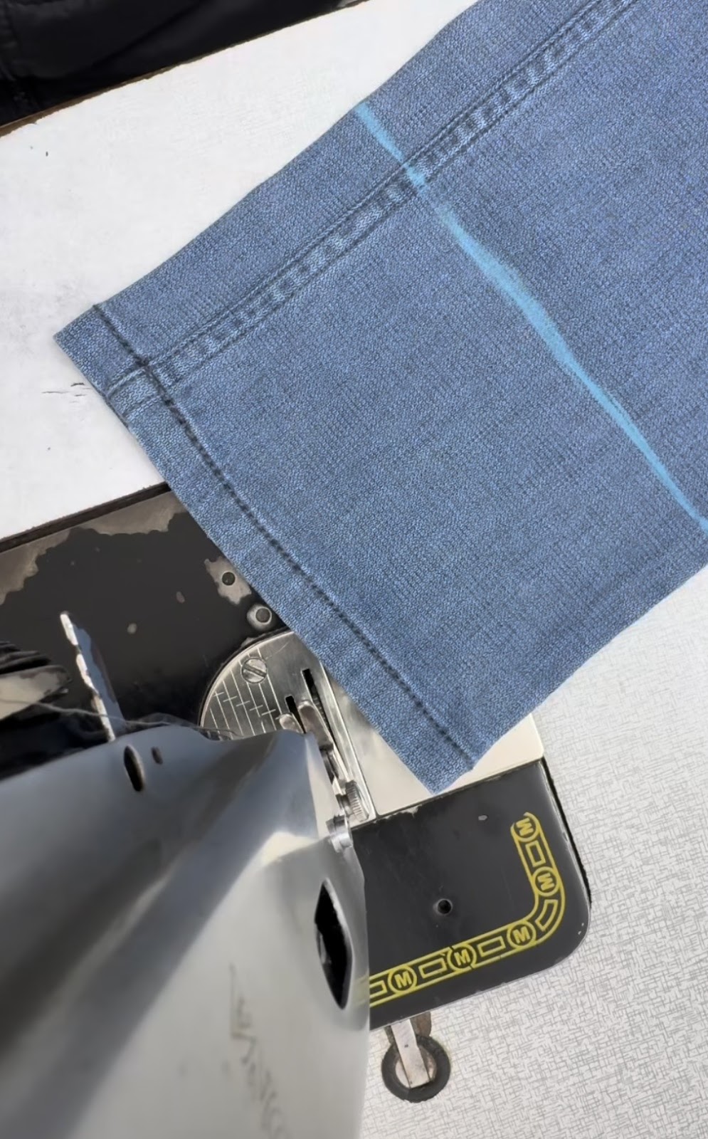 Poonam alterations& press-ironing service | 6 Conway Ct, Highton VIC 3216, Australia | Phone: 0402 688 108