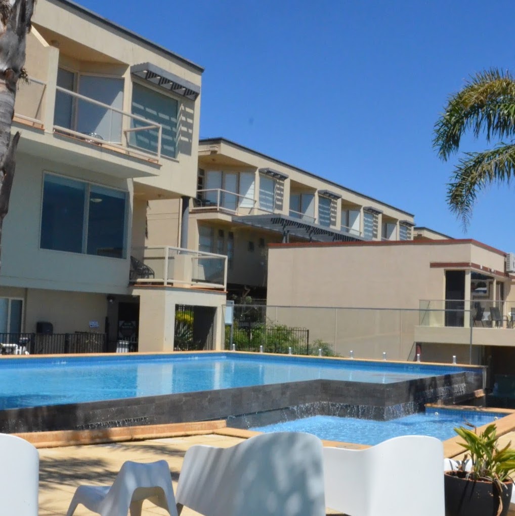 Bluff Resort Apartments | lodging | 123 Franklin Parade, Encounter Bay SA 5211, Australia | 0885521200 OR +61 8 8552 1200
