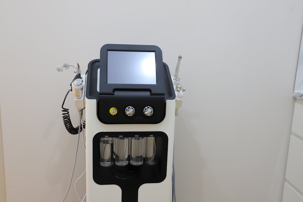 Cosmetic Doctors Skin and Hair Clinic | Shop 23A/11/13 Main St, Mount Annan NSW 2567, Australia | Phone: (02) 4666 4702
