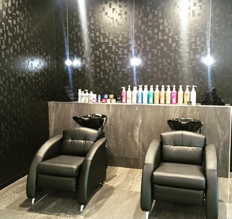 Minq Hair Studio | hair care | 2/35-39 Blythe Ave, Yokine WA 6060, Australia | 0892423102 OR +61 8 9242 3102