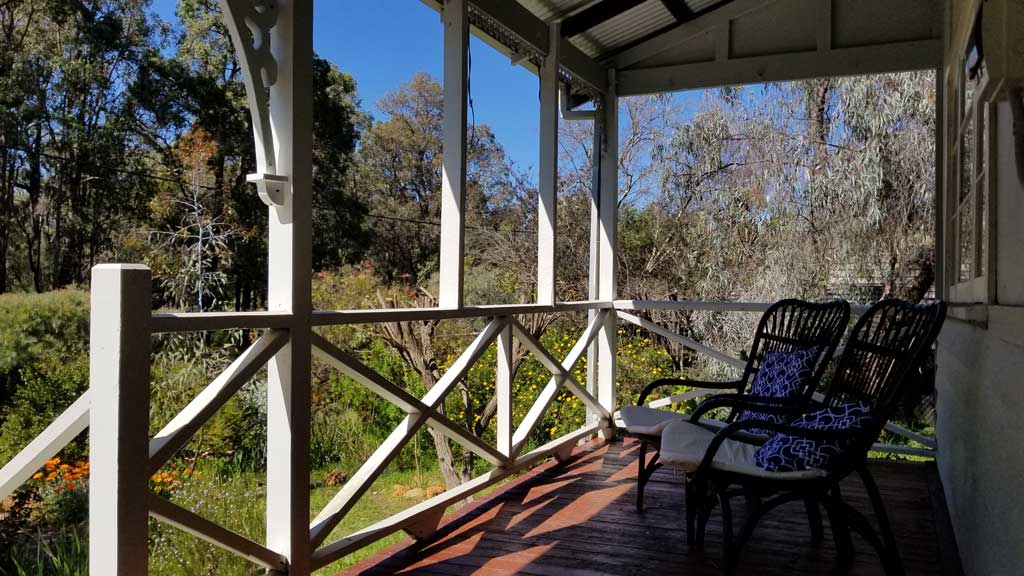 Forest Edge Cottage | lodging | 27 Marginata Cres, Dwellingup WA 6213, Australia | 0413750500 OR +61 413 750 500