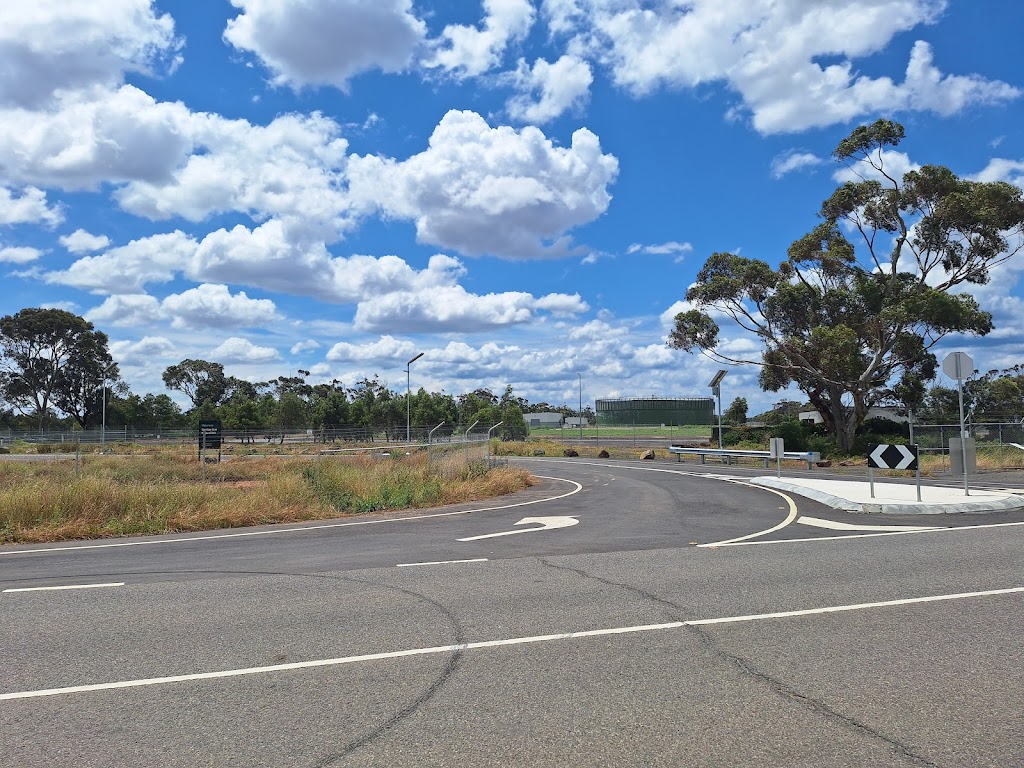 Werribee River Regional Park Entrance (Parks Victoria) | 1 William Thwaites Dr, Cocoroc VIC 3030, Australia | Phone: 13 19 63