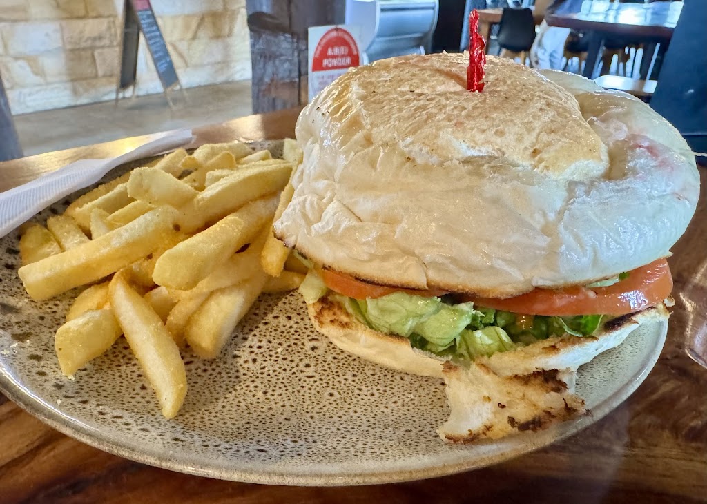 Stonehouse Cafe Maroota | 1370 Wisemans Ferry Rd, Maroota NSW 2756, Australia | Phone: (02) 4575 8404
