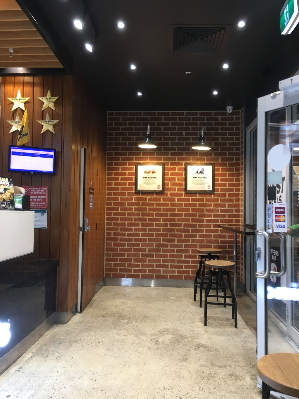 Dominos Pizza Southern River (canning Vale) | meal takeaway | Shop T20a The Vale Shopping Centre, 271 Amherst Rd, Canning Vale WA 6155, Australia | 0892357820 OR +61 8 9235 7820