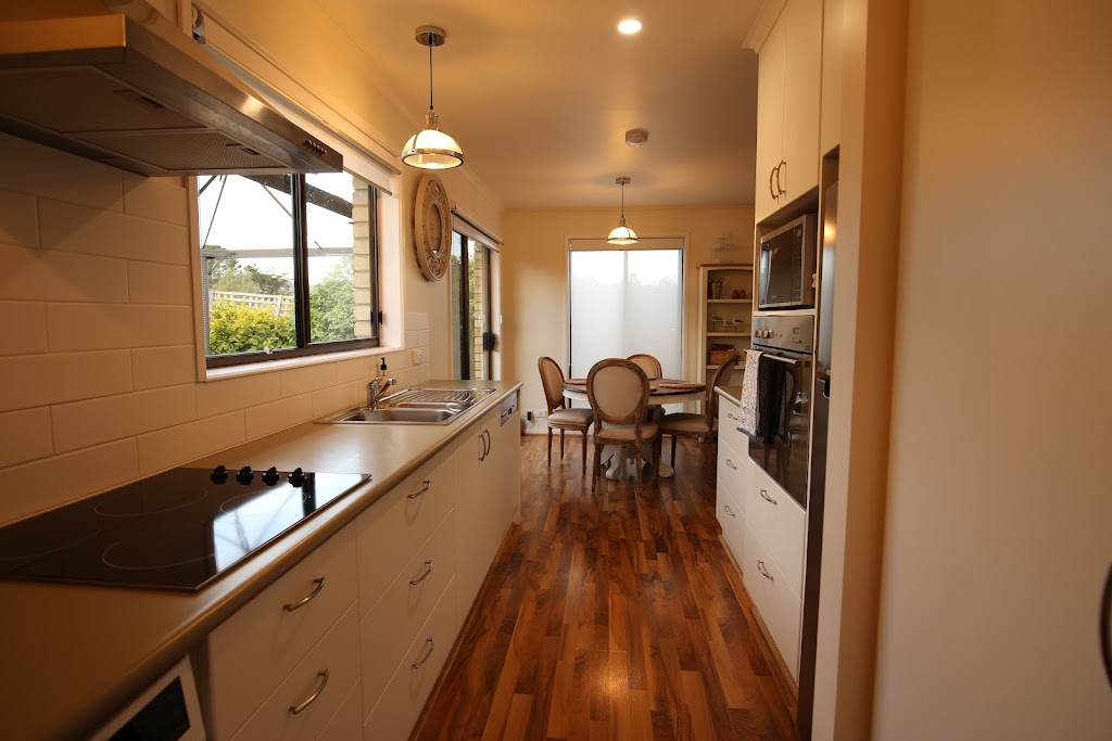 Bridgecroft Cottage - Cosy 2 bedroom cottage | Front Unit, Unit 1/7 Charles St, Richmond TAS 7025, Australia | Phone: 0439 481 293
