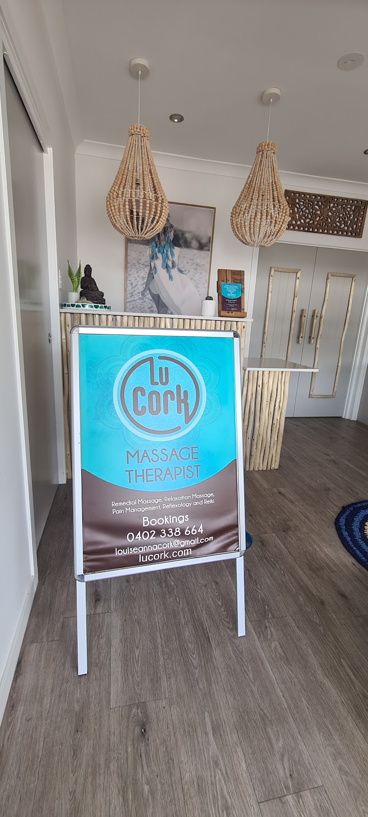 Lu Cork Massage and Body Therapies | Ste 26/14 Henry Lawson Dr, Terranora NSW 2486, Australia | Phone: 0402 338 664