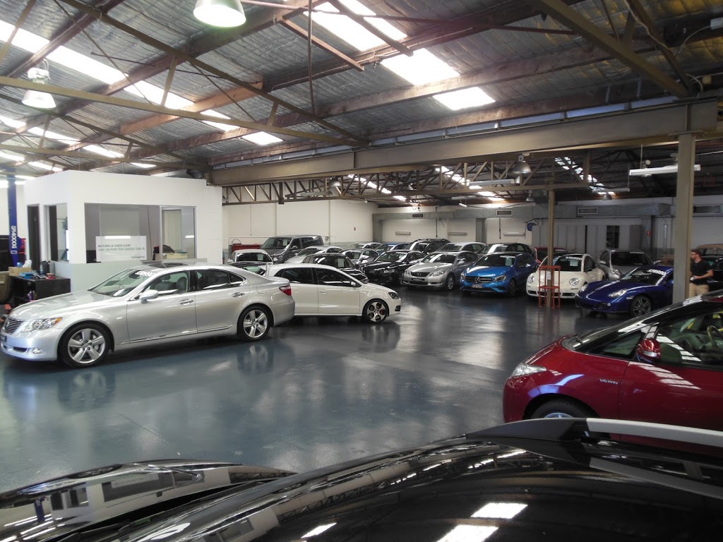 Automotive Warehouse | car dealer | 573 Pittwater Rd, Brookvale NSW 2100, Australia | 0299390227 OR +61 2 9939 0227