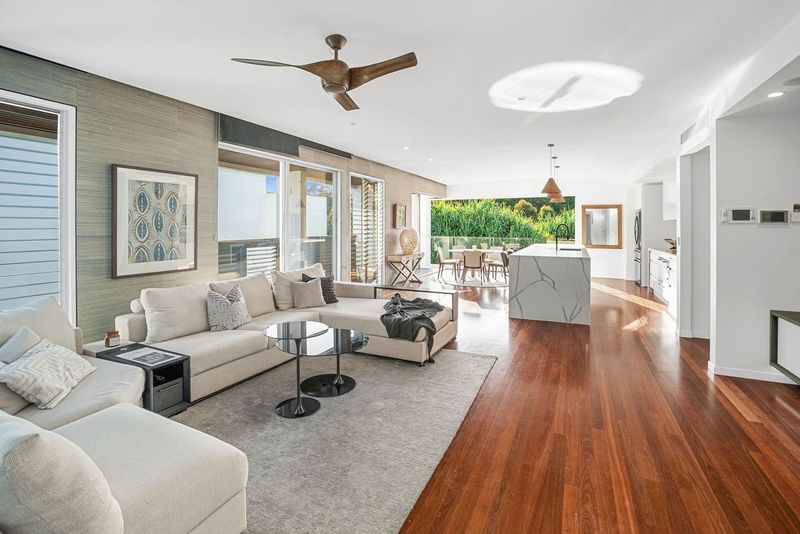 Seaclusion Beachfront House &SPA Wellness Retreat | 5-7 Beech Ln, Casuarina NSW 2487, Australia | Phone: 0402 279 784