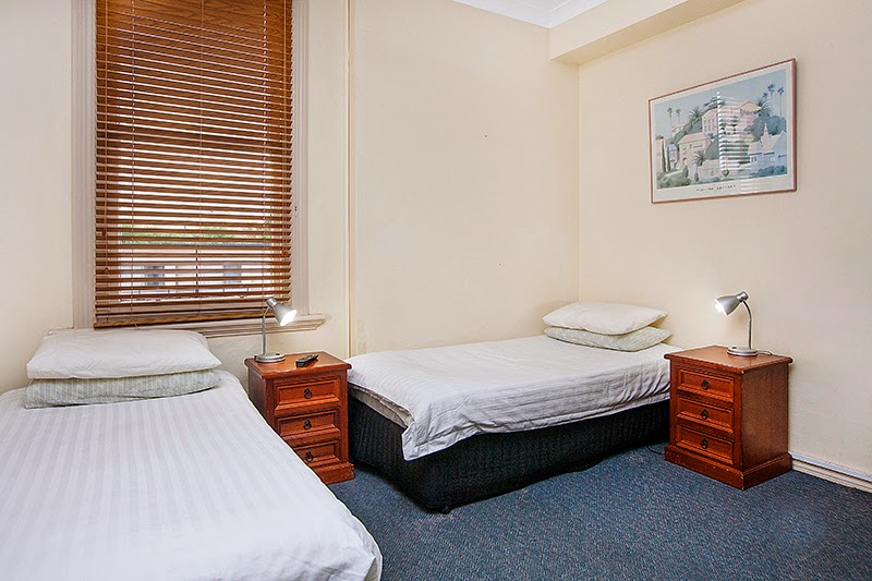 Ashfield Manor Hotel | 83 Liverpool Rd, Ashfield NSW 2131, Australia | Phone: (02) 9798 0088