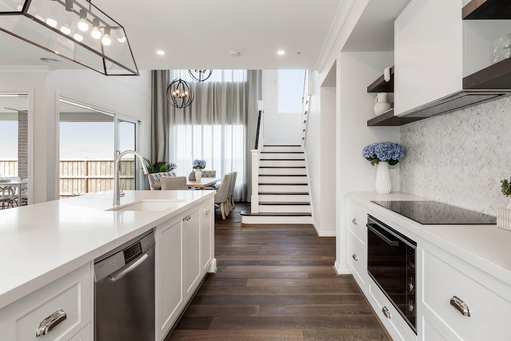 Kingsbridge Homes - Coridale Estate, Display Homes | 20 Coridale Bvd, Lara VIC 3212, Australia | Phone: 1800 897 876