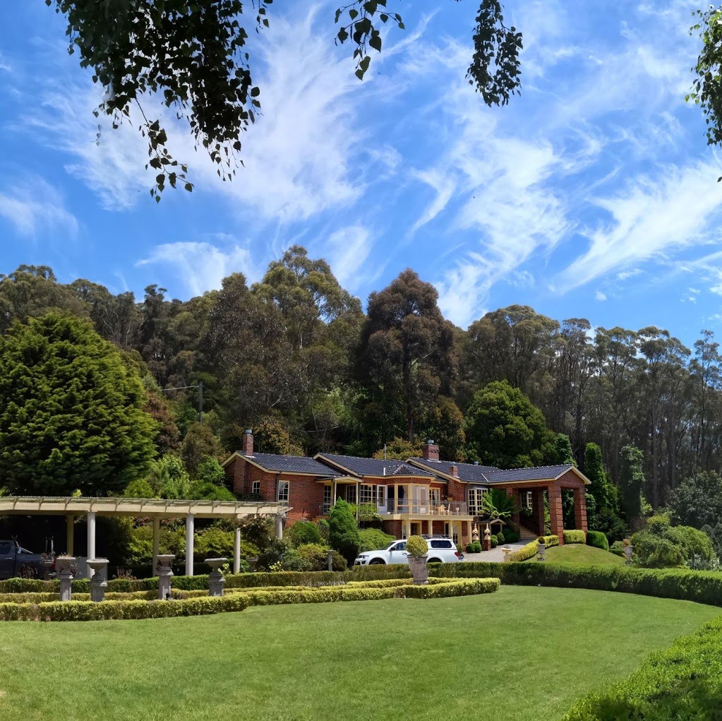 Earlwood Manor of Sassafras | 349 Mount Dandenong Tourist Rd, Sassafras VIC 3787, Australia | Phone: 0429 290 630