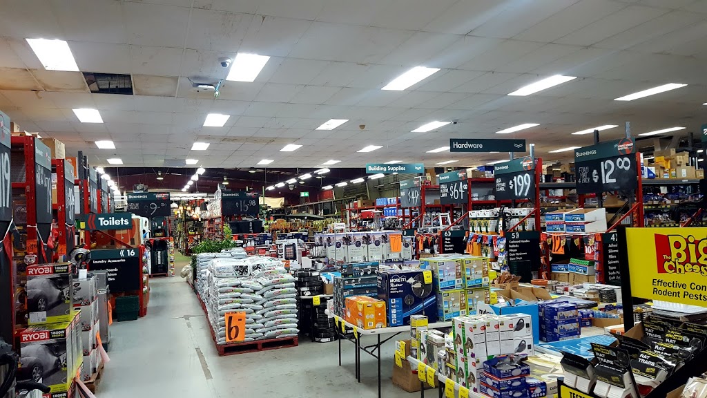 Bunnings Lawnton | hardware store | 727 Gympie Rd, Lawnton QLD 4501, Australia | 0730943000 OR +61 7 3094 3000