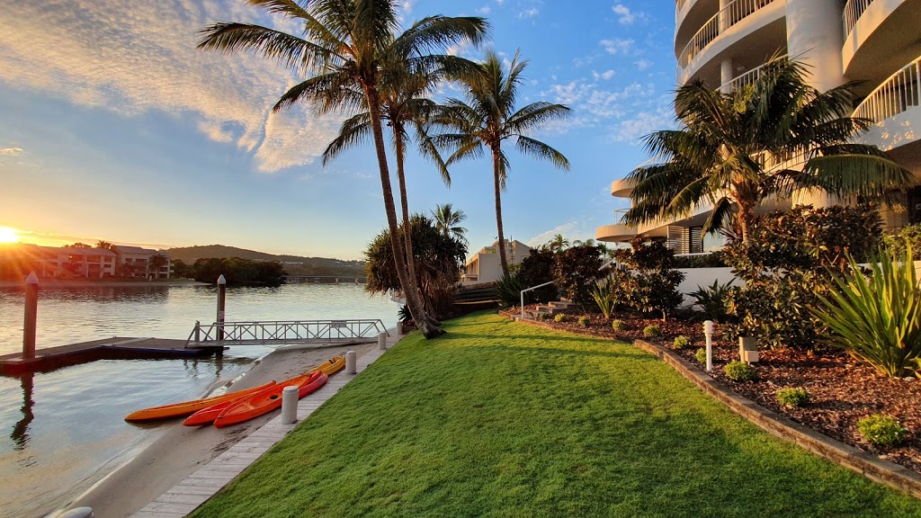 Noosa Pacific Riverfront Resort | 24 Munna Cres, Noosaville QLD 4565, Australia | Phone: (07) 5449 9444