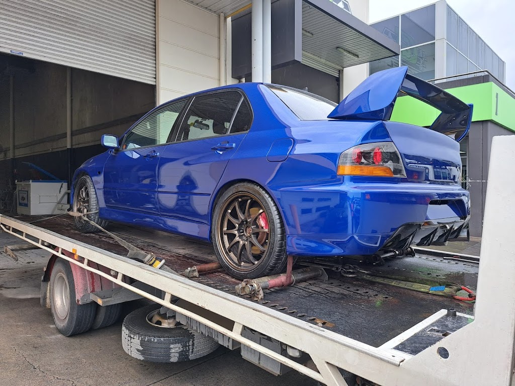 Towing Azna and Recovery | 28 Satinwood St, Melonba NSW 2765, Australia | Phone: 0401 946 011