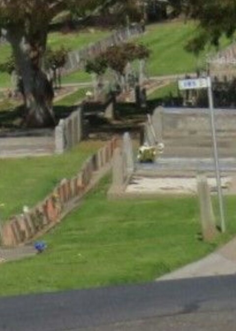 Barrabool Hills Cemetery, Highton. Victoria | 168 Barrabool Rd, Highton VIC 3216, Australia