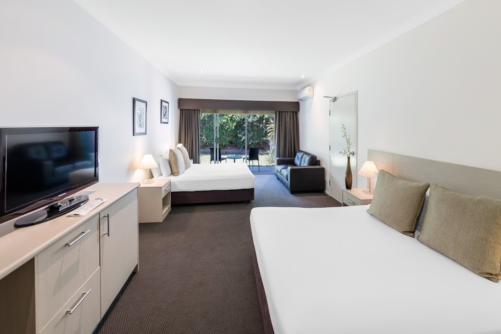 Hunter Gateway Motel | lodging | 11 Denton Park Dr, Rutherford NSW 2320, Australia | 0249377999 OR +61 2 4937 7999