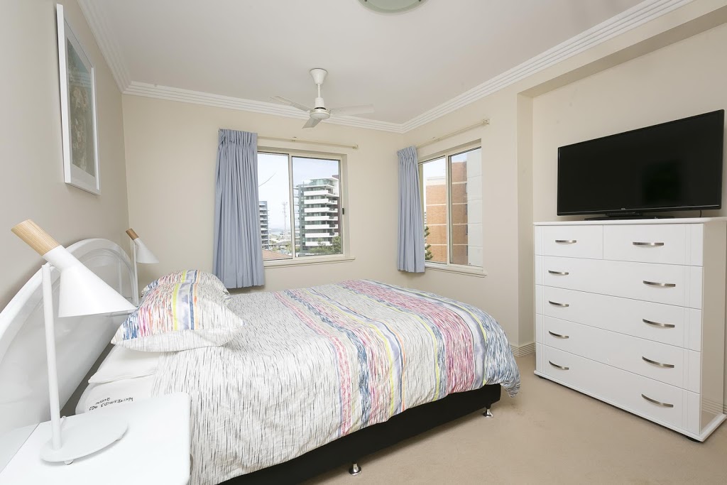 Whitesands 402 Holiday Apartment | 34-38 North St, Forster NSW 2428, Australia | Phone: (02) 6555 6555