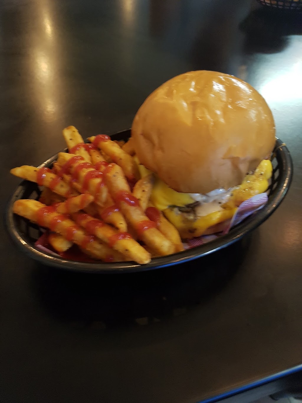 2 Guys Burgers | 59 Kingswood Rd, Engadine NSW 2233, Australia | Phone: 0455 523 305