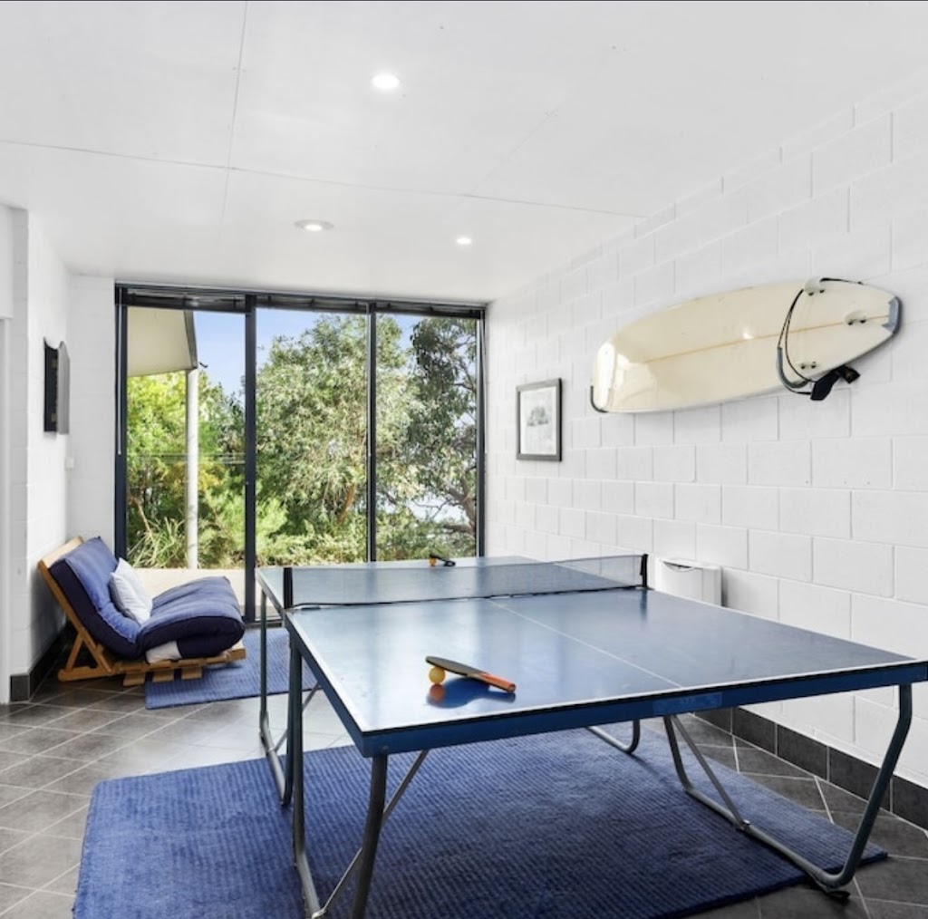 The Surf Spot Spectacular Eastern View Beach House | 635 Great Ocean Rd, Eastern View VIC 3231, Australia | Phone: (03) 5289 4233