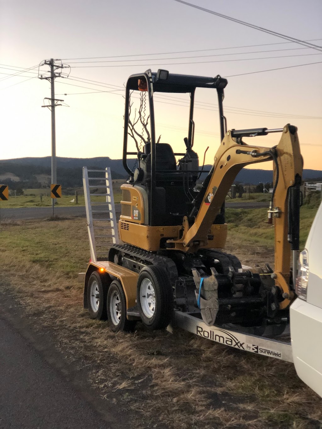 Calderwood Excavation Hire | 1/623 Calderwood Rd, Calderwood NSW 2527, Australia | Phone: 0414 438 744