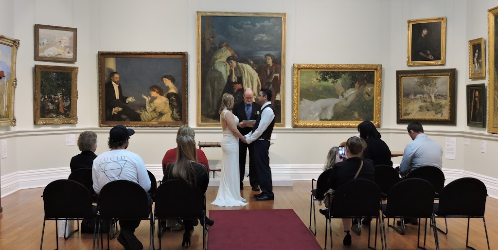 Laurence Gibbs Celebrant | 1 Bonshaw Dr, Sebastopol VIC 3356, Australia | Phone: 0414 598 677