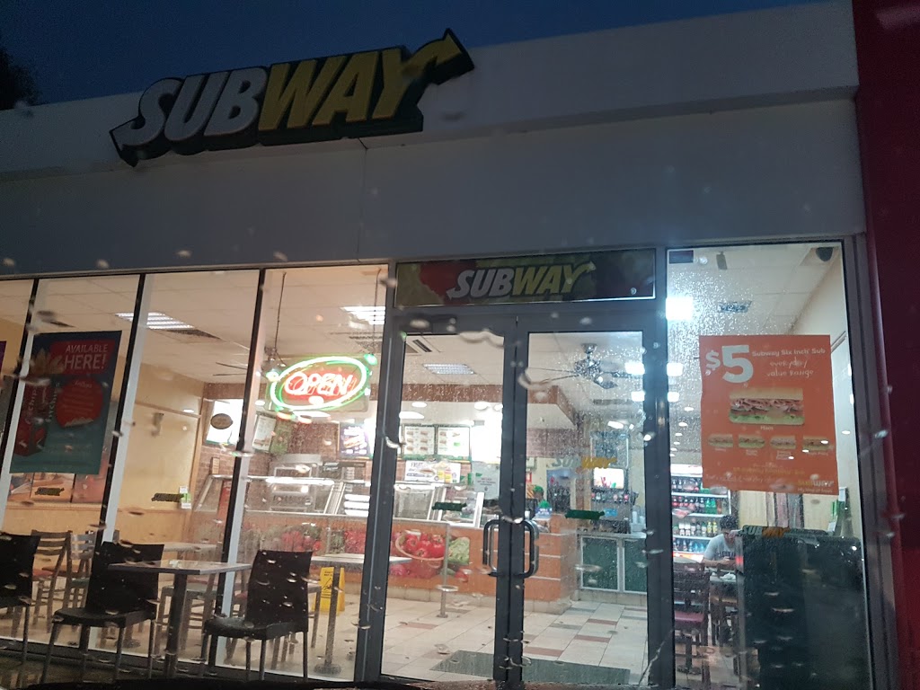 Subway | restaurant | Coles Express C-Store, Hume Hwy & Moray Street, Fawkner VIC 3060, Australia | 0393574199 OR +61 3 9357 4199