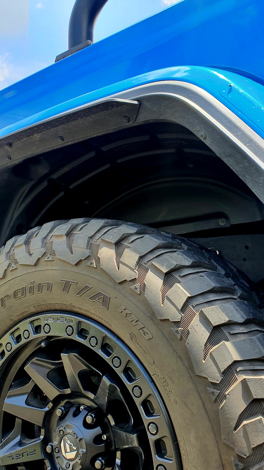 D-lux Auto Care | 95 Staatz Quarry Rd, Regency Downs QLD 4341, Australia | Phone: 0444 580 320