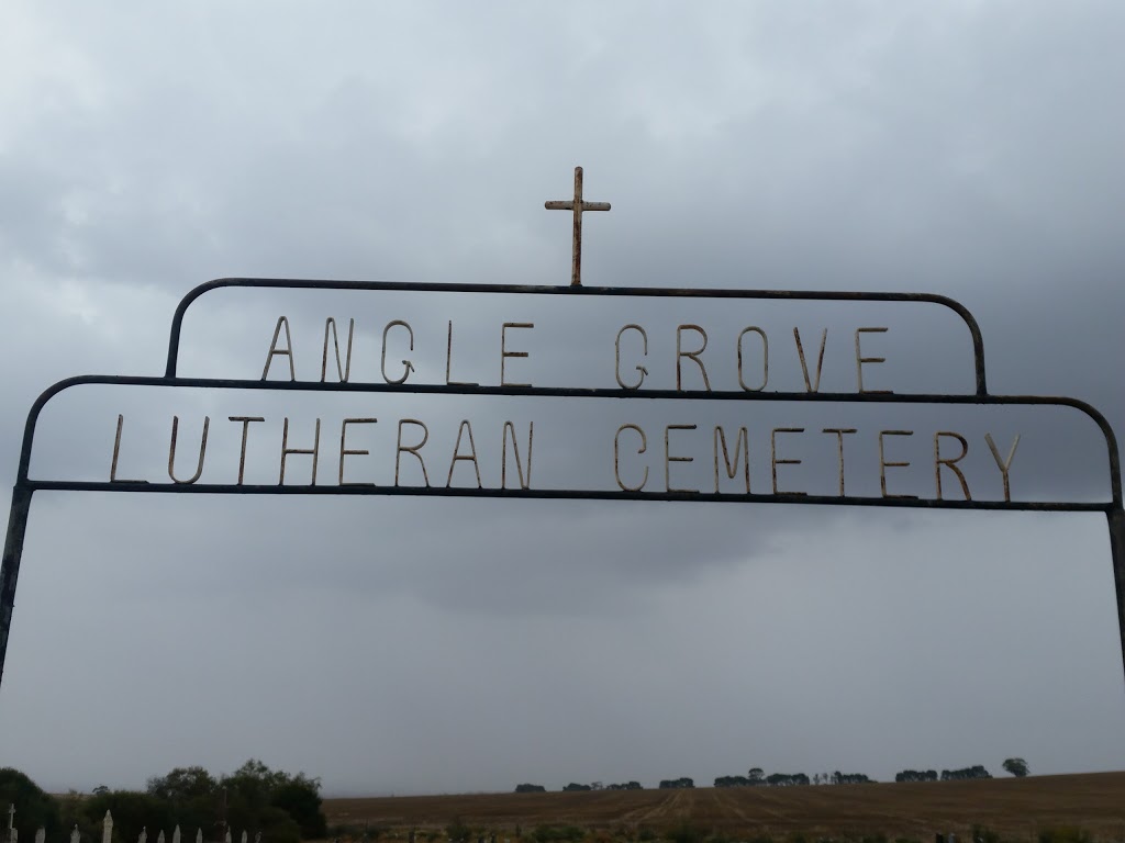 Angle Grove Lutheran Cemetery | cemetery | 275 Angle Grove Rd, Brinkworth SA 5464, Australia