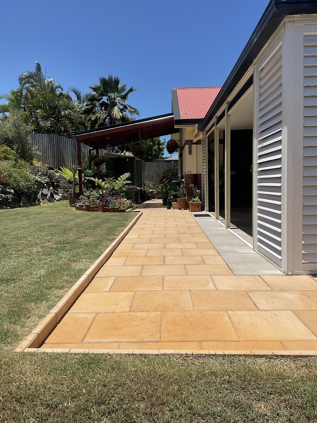 Landscape Constructions Mackay | 35 Companion Way, Bucasia QLD 4750, Australia | Phone: 0497 988 410