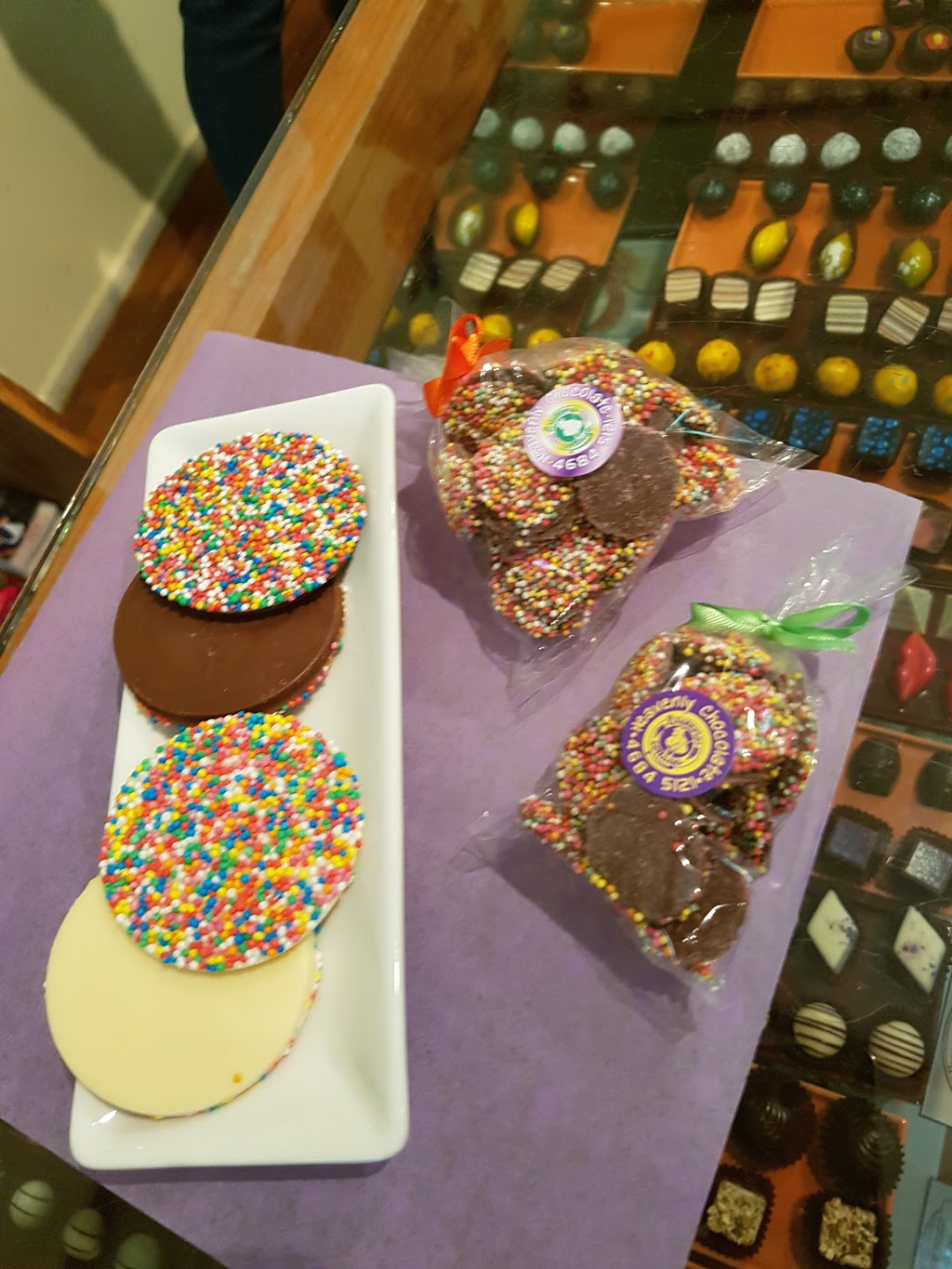 Heavenly Chocolate | 2117 Pyramids Rd, Wyberba QLD 4382, Australia | Phone: (07) 4684 5121